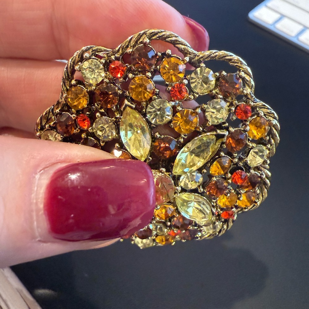 Albert Weiss gorgeous Gold/orange/copper/pale yellow Crystal Brooch - Picture 8 of 8